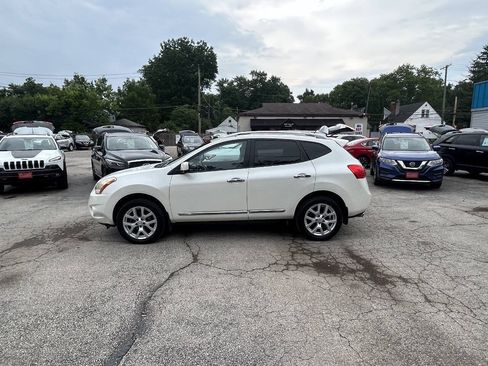 Used 2013 Nissan Rogue SL AWD/4WD image 4