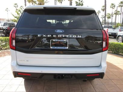 Certified 2025 Ford Expedition Active