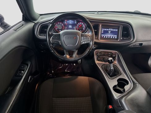 Used 2019 Dodge Challenger R/T w/ Blacktop Package image 17