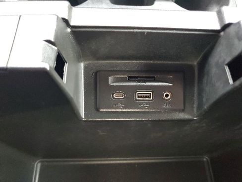 Used 2020 Chevrolet Silverado 2500 High Country image 29