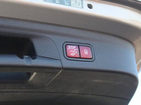 Used 2022 Mercedes-Benz GLE 350 4MATIC image 6