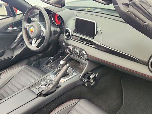 Used 2020 FIAT 124 Spider Abarth w/ Convenience Group image 24