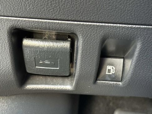 Used 2024 Toyota Grand Highlander AWD Hybrid image 47