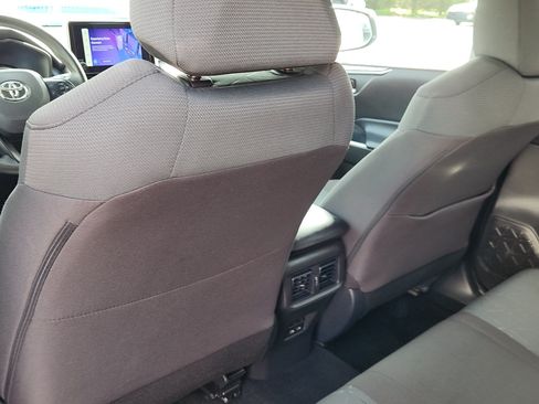 Certified 2025 Toyota RAV4 XLE AWD/4WD image 22