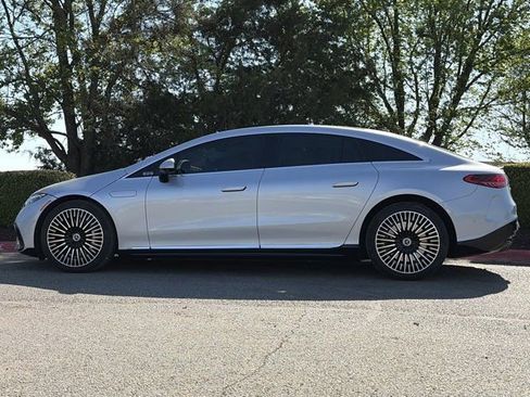 Certified 2023 Mercedes-Benz EQS 580 4MATIC Sedan image 9