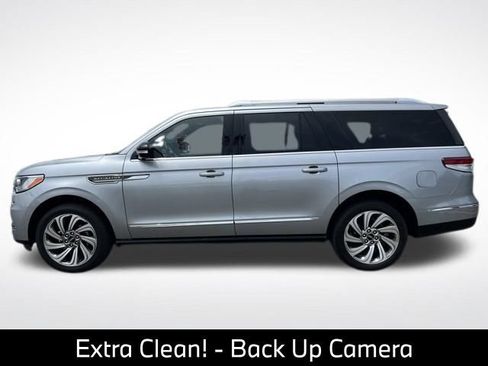Used 2022 Lincoln Navigator L Reserve RWD image 5
