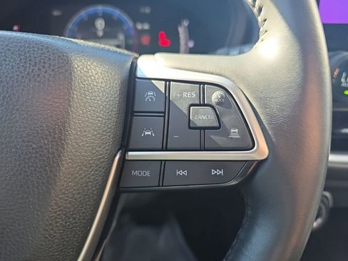 Used 2024 Toyota Grand Highlander XLE image 28