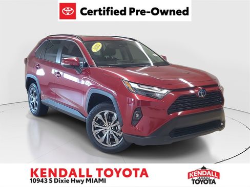 Certified 2022 Toyota RAV4 XLE Premium image 1