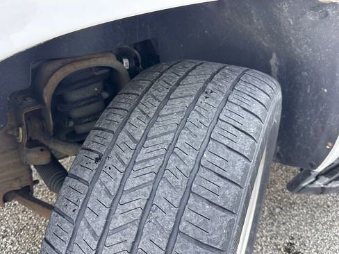 Used 2013 Chevrolet Tahoe LTZ image 9