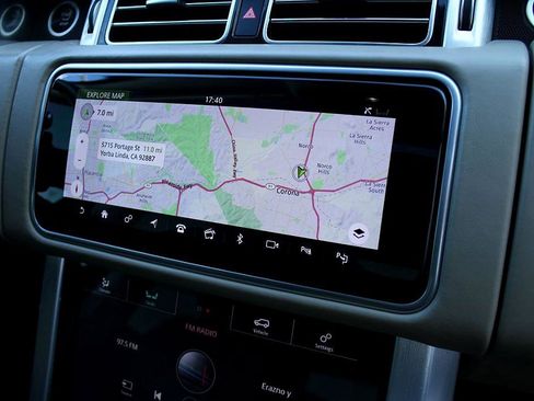 Used 2018 Land Rover Range Rover Supercharged image 30