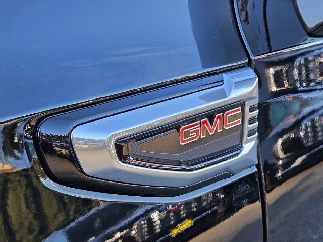 New 2026 GMC Yukon Denali w/ Denali Reserve Package AWD/4WD image 10