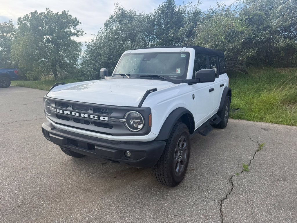 Used 2024 Ford Bronco Big Bend AWD/4WD image 3