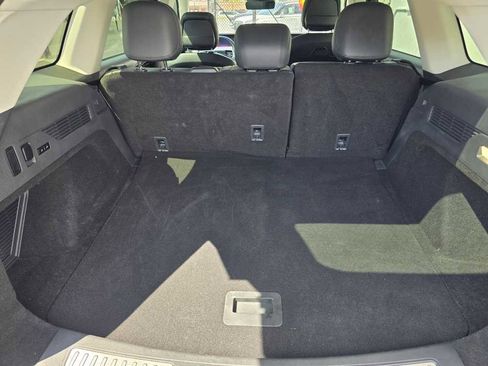 Used 2024 Lincoln Nautilus Premier image 25