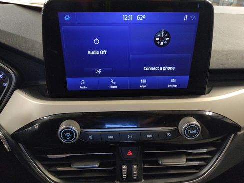 Used 2021 Ford Escape SE image 25