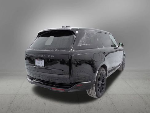 New 2026 Land Rover Range Rover Long Wheelbase SE image 6
