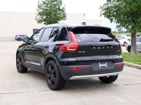 Used 2019 Volvo XC40 T5 Momentum AWD/4WD image 4