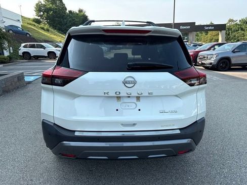 Certified 2023 Nissan Rogue SL AWD/4WD image 4