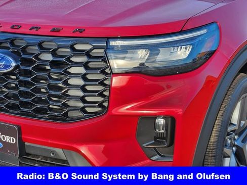 New 2026 Ford Explorer ST-Line w/ ST-Line Street Pack image 8
