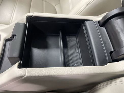 Used 2023 GMC Acadia Denali w/ Black Diamond Edition image 21