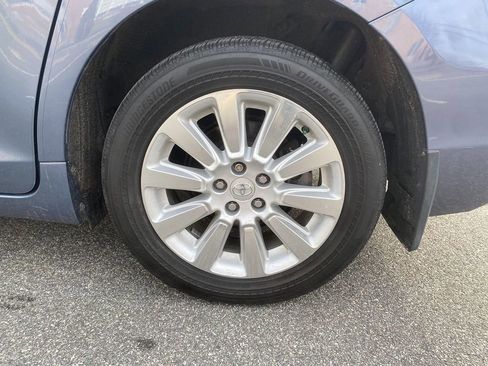 Used 2016 Toyota Sienna LE image 32