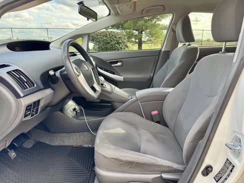 Used 2010 Toyota Prius Five image 15