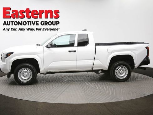 Used 2024 Toyota Tacoma SR image 55
