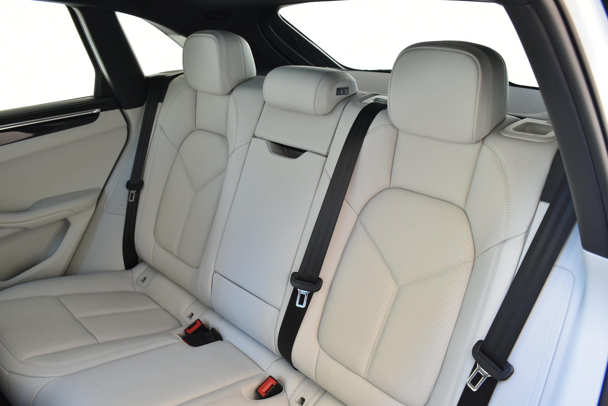 Used 2023 Porsche Macan S AWD/4WD image 20