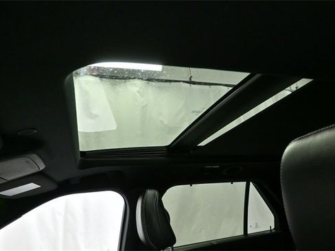 Used 2024 Ford Explorer ST w/ Equipment Group 401A image 19