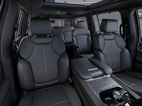 New 2026 Jeep Grand Wagoneer Limited AWD/4WD image 21