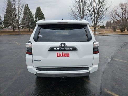 Used 2024 Toyota 4Runner TRD Off-Road Premium image 5