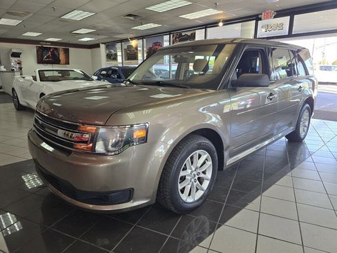 Used 2014 Ford Flex SE image 1