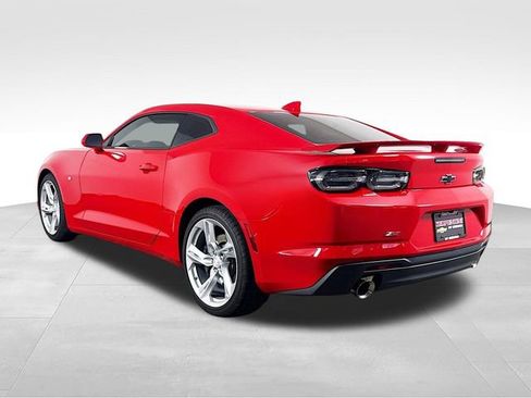 Used 2022 Chevrolet Camaro SS RWD image 8