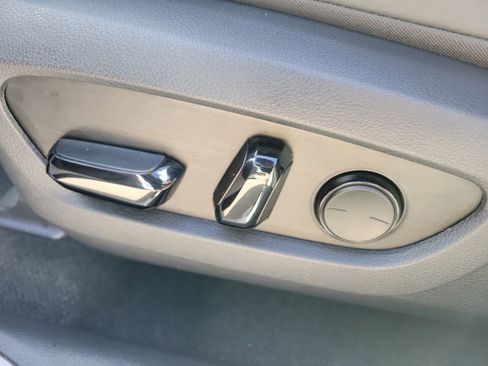 Used 2025 Lexus NX 250 FWD w/ Accessory Package (K3) image 21