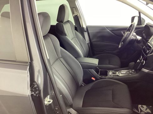 Used 2022 Subaru Forester Premium image 8