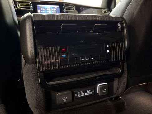 Used 2022 Jeep Wagoneer Series II image 27