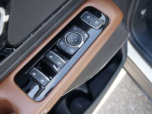 Used 2022 Lincoln Aviator Grand Touring w/ Equipment Group 301A image 16