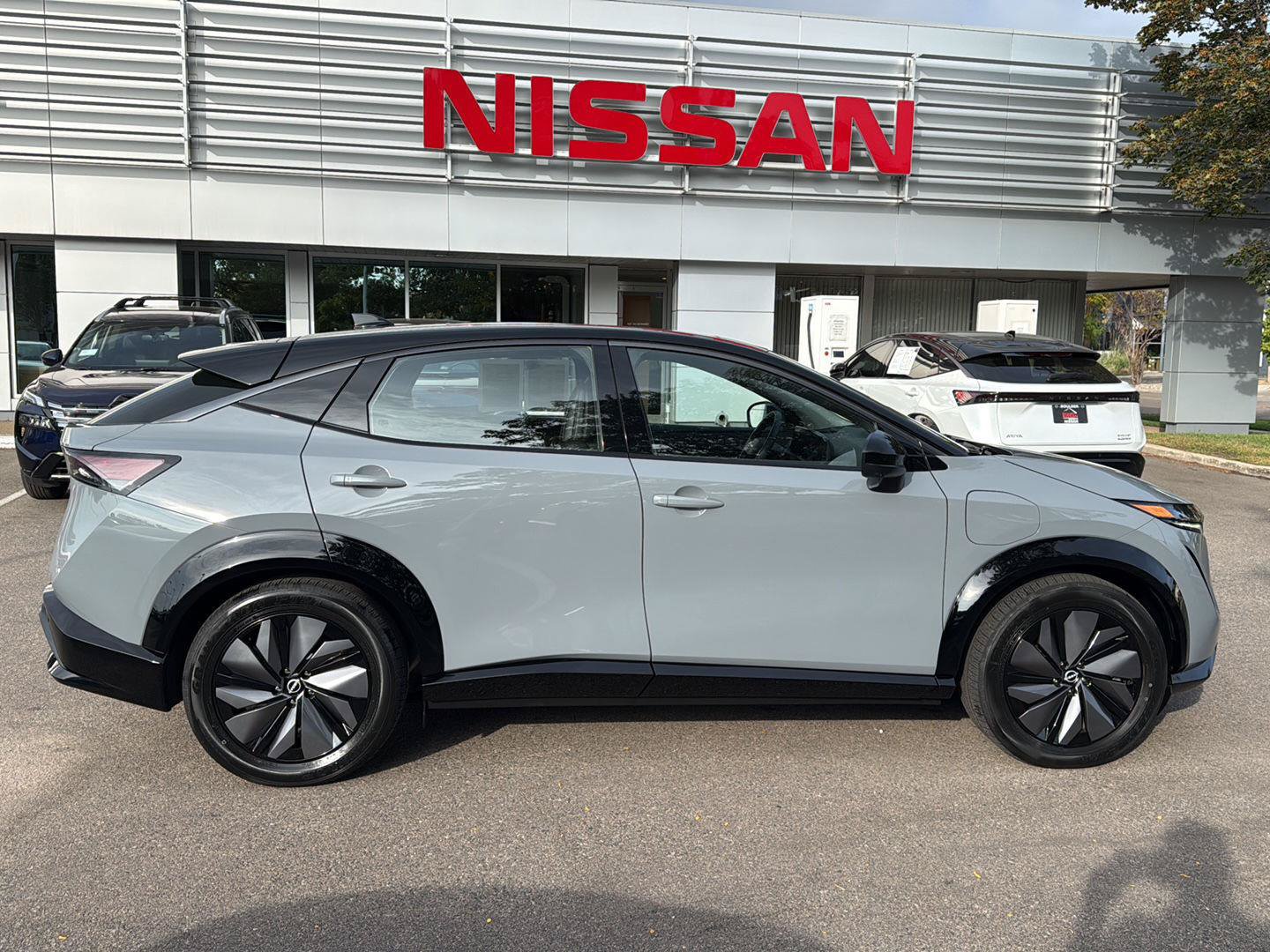 Certified 2024 Nissan Ariya AWD image 8