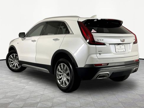 Certified 2023 Cadillac XT4 Premium Luxury w/ Cold Weather Package AWD/4WD image 4