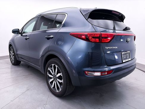 Used 2019 Kia Sportage EX FWD image 11