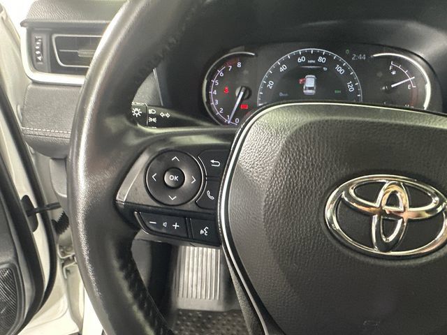 Used 2023 Toyota RAV4 XLE w/ Convenience Package AWD/4WD image 12