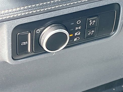 Used 2024 Ford Mustang GT Premium image 10