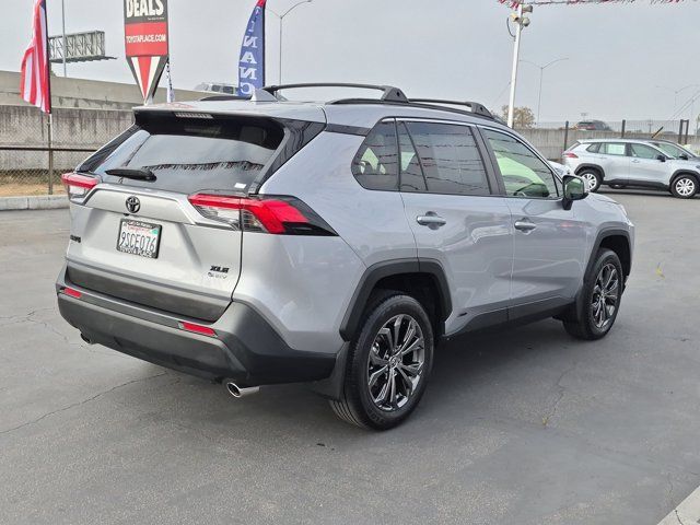 Used 2025 Toyota RAV4 XLE Premium w/ Weather Package AWD/4WD image 8