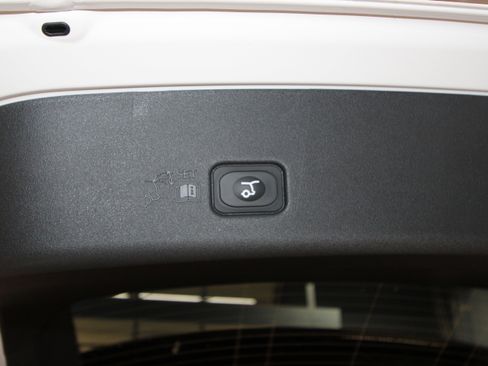 New 2026 Lincoln Nautilus Reserve w/ Jet Appearance Package AWD/4WD image 36