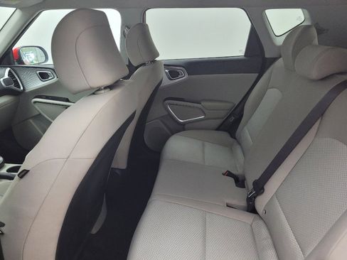 Used 2020 Kia Soul LX FWD image 18