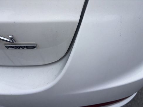 Used 2019 Buick Envision Essence image 9