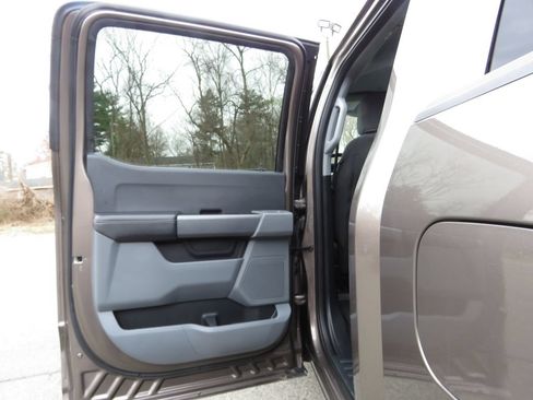 Used 2023 Ford F150 XLT AWD/4WD image 18