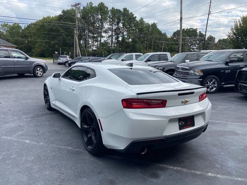 Used 2017 Chevrolet Camaro LT image 9
