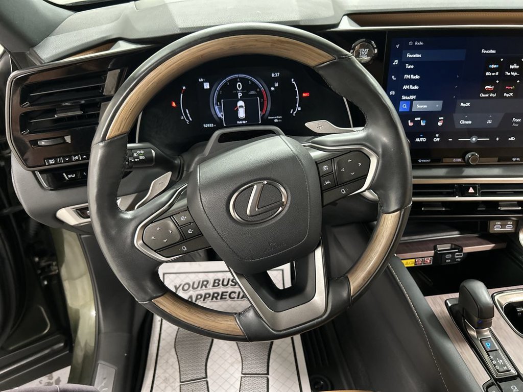 Used 2023 Lexus RX 350 Premium Plus w/ Accessory Package AWD/4WD image 4