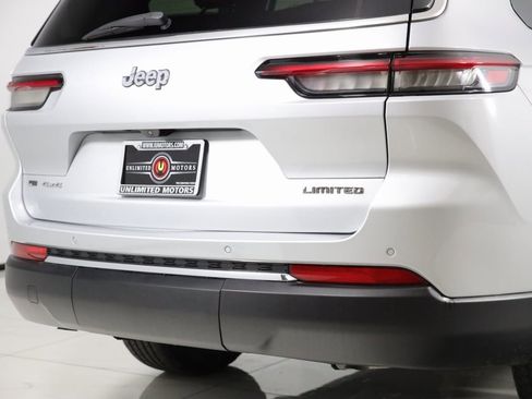 Used 2022 Jeep Grand Cherokee L Limited image 45