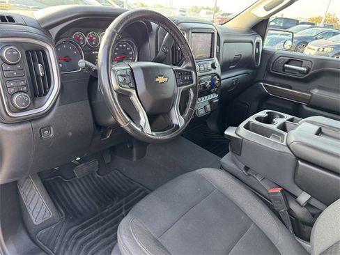 Used 2020 Chevrolet Silverado 2500 LT w/ Convenience Package image 11